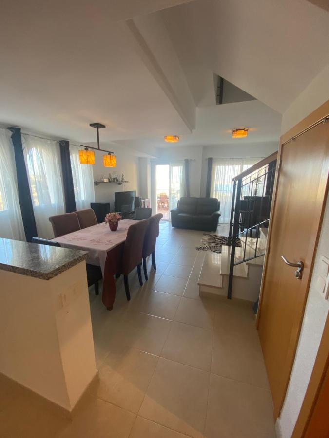 Chalet Adosado Con Vistas Al Mar กัลเป ภายนอก รูปภาพ