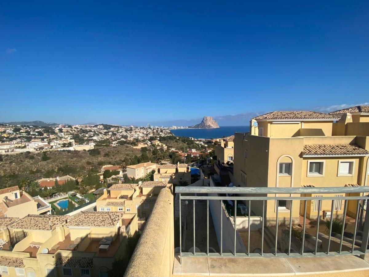 Chalet Adosado Con Vistas Al Mar กัลเป ภายนอก รูปภาพ