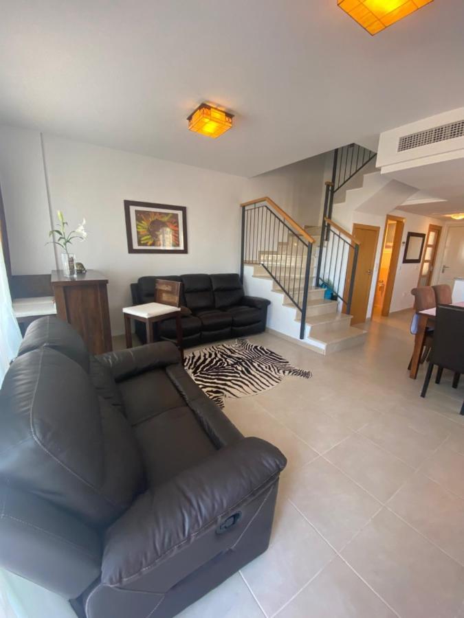 Chalet Adosado Con Vistas Al Mar กัลเป ภายนอก รูปภาพ