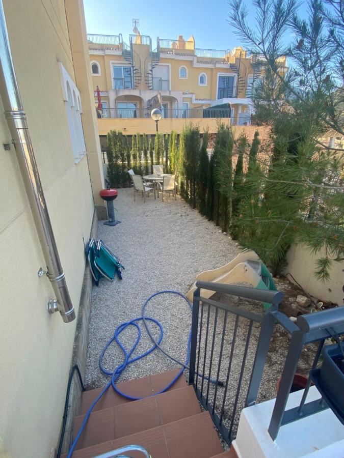 Chalet Adosado Con Vistas Al Mar กัลเป ภายนอก รูปภาพ